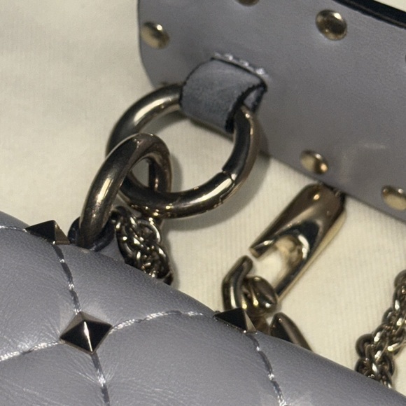 Preloved Garavani Valentino stud 2 way bag excellent condition color is grey. - Picture 8 of 12